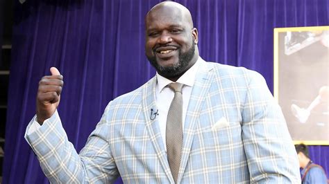 @SHAQ gives thanks to his teammates, friends and family that got him to . . Shaquille robinson friends video